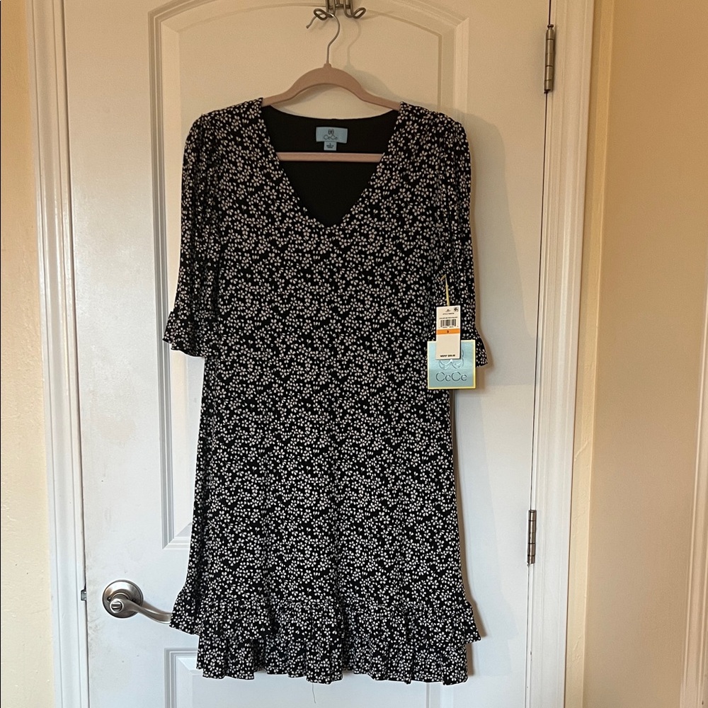 CeCe Black & White Floral V-Neck Ruffle Midi Dress